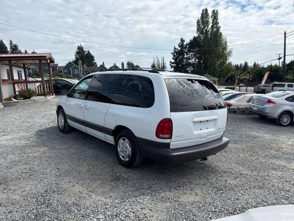 1999 Dodge Grand Caravan SE - $2,999 (Lynnwood, WA)63654707537283124