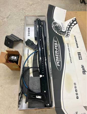 Hélice para poste de energía nueva, ancla para aguas poco profundas de 8 pies con montura para placa de montaje y bomba - $1,400 (Mc Henry)62945090911745120