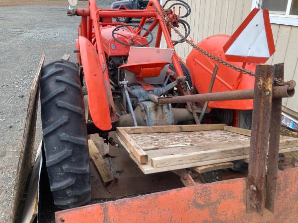 1949 Harry Ferguson TO-20 tractor en buen estado - $1.800 (Colusa)63470466634243122
