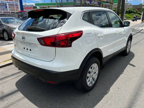 2018 Nissan Rogue Sport S - $14,990 (STATEN ISLAND)63614365529217124