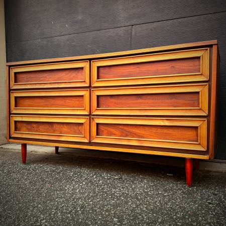 Mid century modern walnut 6 drawer dresser 1