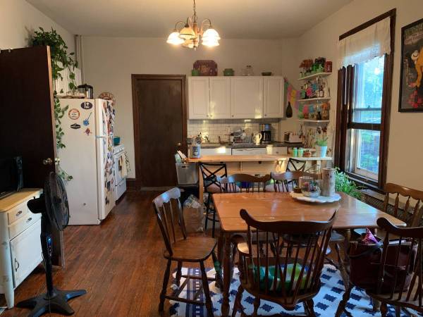 $1,400 / 2br - 2800ft2 - 2800ft2 - Estilo victoriano de 2 dormitorios en Manayunk (Manayunk)64046034289922121