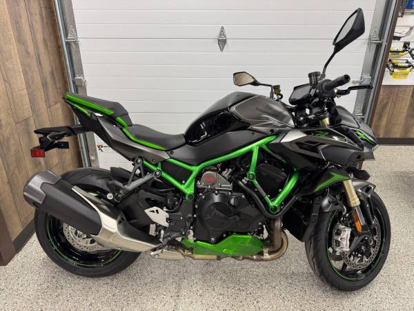 2025 KAWASAKI H2 Z BRAND NEW SUPERCHARGED!! 1