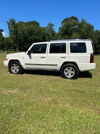 2007 Jeep Commander HEMI 4x4 – ¡Listo para cualquier cosa! - $6,000 (Middleburg)63470251143939123