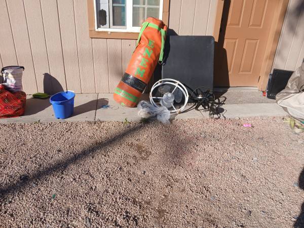 Free stuff (Youngtown) - - SCAM!!!!! 1