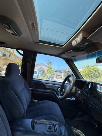 Tahoe 1996 - $12,000 (Inglewood)63624653901187123