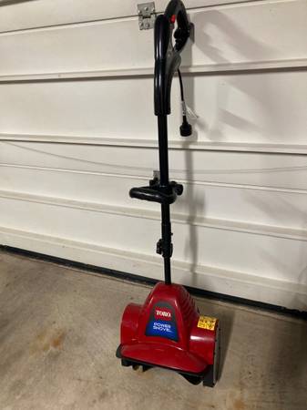 Toro Power Shovel 1