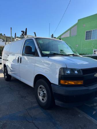 Chevrolet Express 2019 137983 ML - $13,900 (Tujunga)63436935098371121