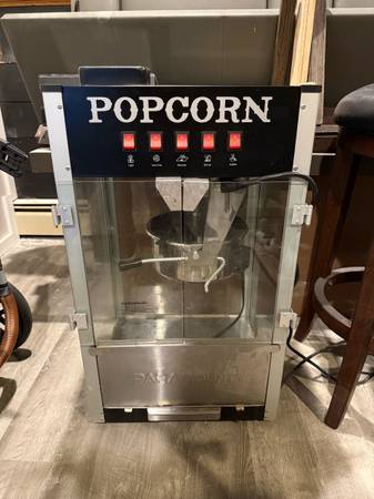 Popcorn Machine 1