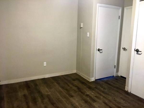 $995 / 1br - 427ft2 - 1/bd, Located in , Granite or Stone Countertops64013365319298121