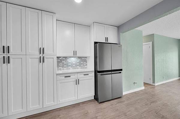 $2,375 / 2br - 1403ft2 - 1403 sf 2x1 w/Scrn Porch & B-Yard Nr Las Olas, DT FTL, I-95 & 595 (Fort Lauderdale)64051006746626122