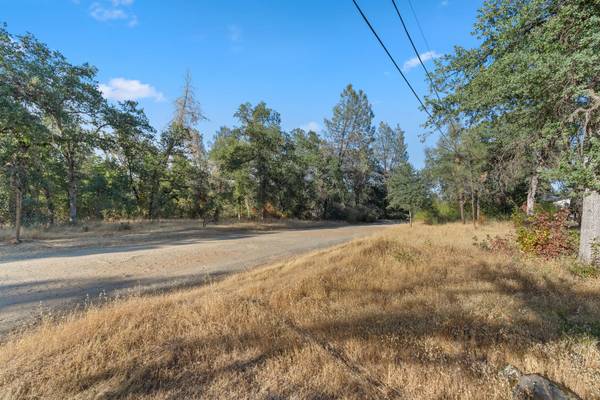 $64,999 3451 / 3480 Snavely Ln. / Ward Dr. (Redding)63972531492098124