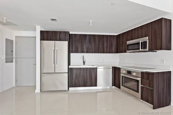 $4,700 / 2br - 1031ft2 - Spacious 2bd Condo in Aria On The Bay, Miami (Edgewater)64049276288001123