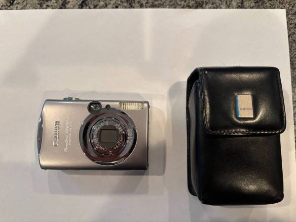 Canon Power Shot SD800 IS Digital ELPH Camera - electronics - by