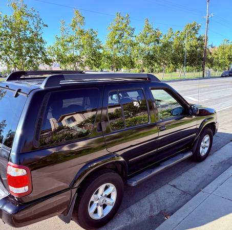 2003 Nissan pathfinder SE 4WDRIVE 4x4 - $4,000 (san jose north)63470896060547123