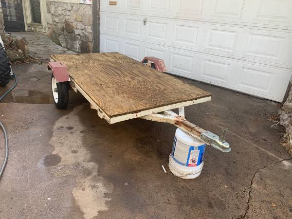 4x8 light duty lil trailer. Lawn mower, john boat etc. 1