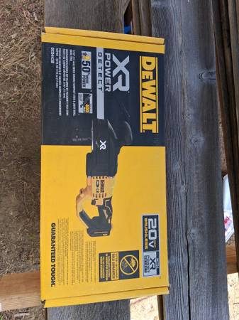 Brand new Dewalt stud and hoist drill 1