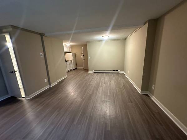 $2,100 STUDIO/HARVARD SQ./NO FEE/NOW/ HEAT/HOT WATER INC. GARDEN LEVEL $2,100 (Harvard Square)63951007779203121
