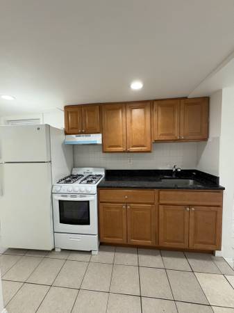 $1,550 / 9999ft2 - CHELSEA / BOSTON NO BROKER FEES! NEWLY RENOVATED STUDIO UNIT!!63828338355457121