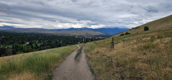 $1,295 / 1br - 500ft2 - Estudio de lujo con vista en barrio premium (Missoula)63657026568835123