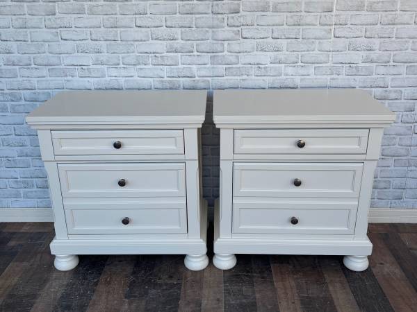 Large Nightstand Set 1