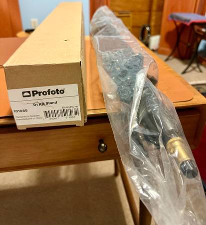 Profoto Compact Light Stand for D1/B1 (8') Mfr#101085 1