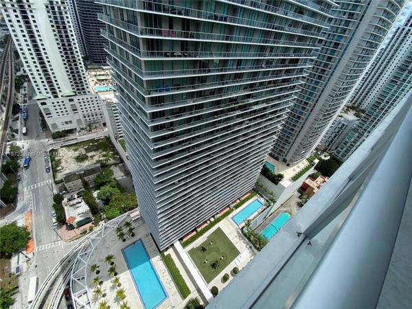 $3,950 / 2br - 1024ft2 - Astonishing 2/2 in the Heart of Brickell (Brickell)64002014686465120