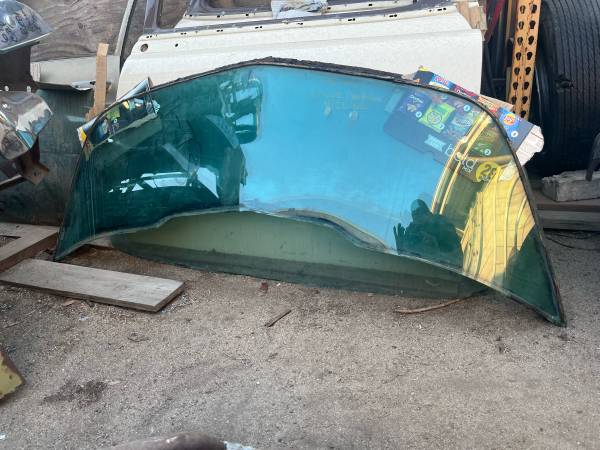 71-73 Impala / Caprice 2 Door Custom (Rear Back Window) 1