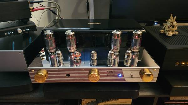 CR Developments Romulus integrated Tube Amplifier 1