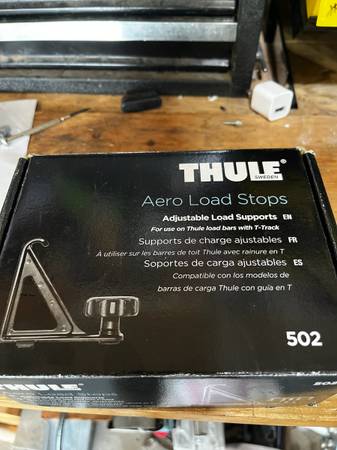 Thule 502 Aero Load Stops 1