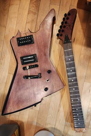 IceMan Copy/Replica Guitar Project 1
