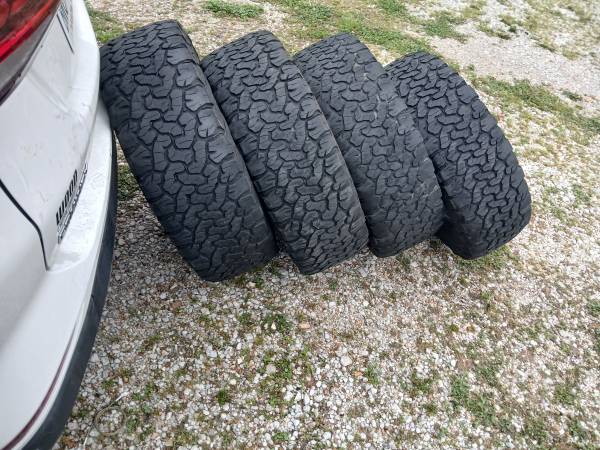 265/70R18 bf goodrich 1