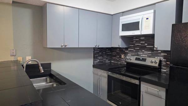 $1,700 / 3br - 1264ft2 - Home For Rent (houston)63924043960834124