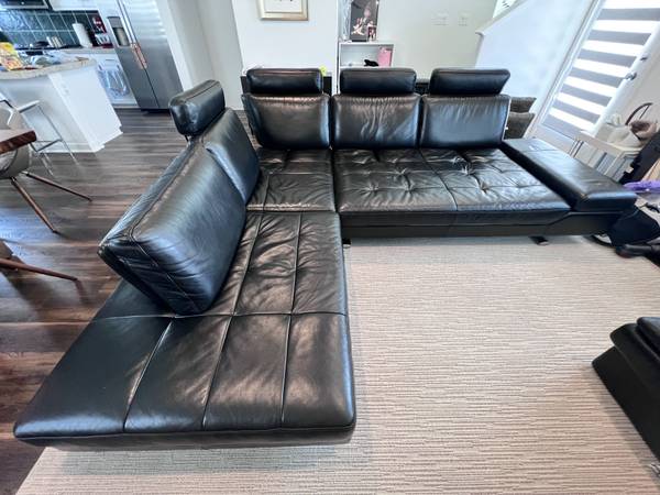 Cantoni Regatta Sectional Sofa 1