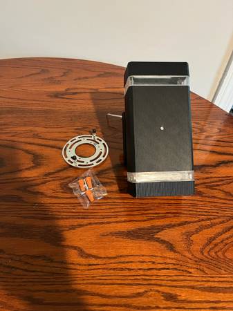 Dusk to Dawn Porch Light 1