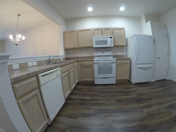 $1700.00 / 3br - 1584ft2 - 3 Bedroom Townhome FOR RENT in Gated Wynchase of Fore Ranch63899259940611124