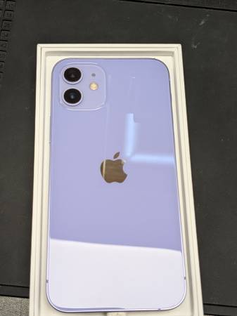 iphone 12  with IOS 26 unlocked like new 1