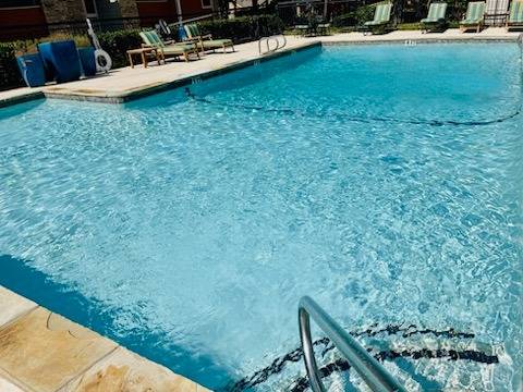 $899 / 1br - 630ft2 - ¡Haz el cambio que mereces! (1400 Shady Ln, Bedford, TX)63796555493635121