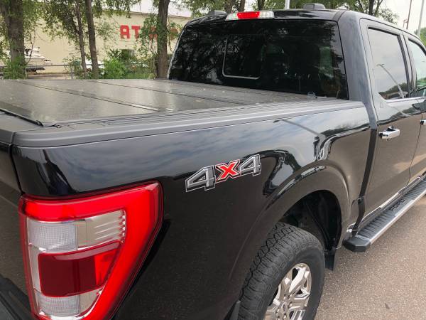 2023 Ford F150 Lariat 5.0 V8 (Llama a Wayne) - $48,00063481570932355124
