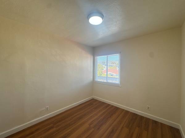 $911 / 1br - **1608 Virginia St, Berkeley, CA ** (berkeley)63888990411009123