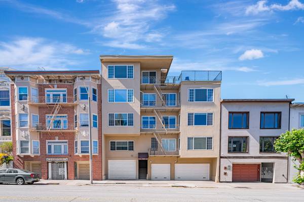$3,595 / 1br - Encantador apartamento de 1 dormitorio y 1 baño con terraza, mucha luz, 1960 California #24 (pacific heights)63671991528449120