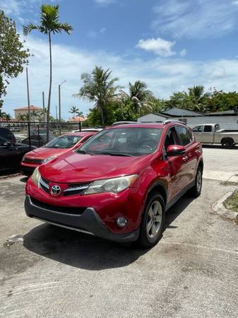 2015 Toyota Rav4 - $1,80063480068224257121