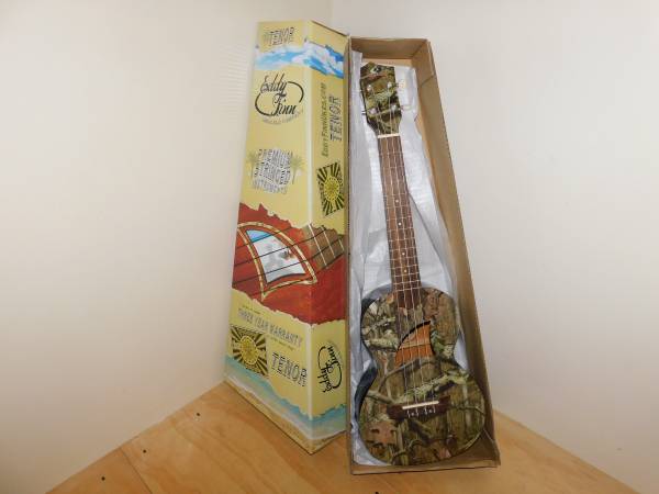 Eddy Finn Mossy Oak Tenor Ukulele Like new in Box 1