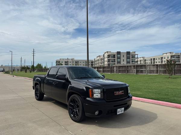 2008 GMC Sierra 1500 Denali Automático en Buen Estado - $8,800 (Houston)63622178553475121