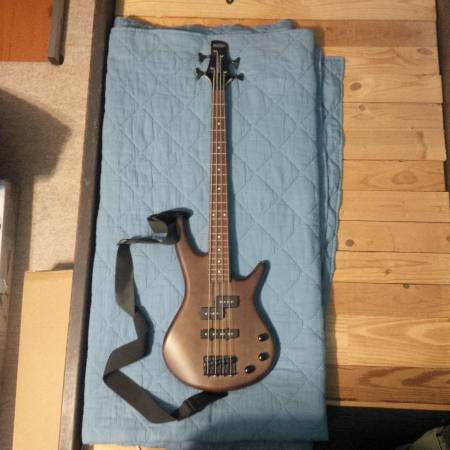 Bass Guitar, 4-String, Ibanez GSRM20BWNF MiKro - Walnut Flat 1