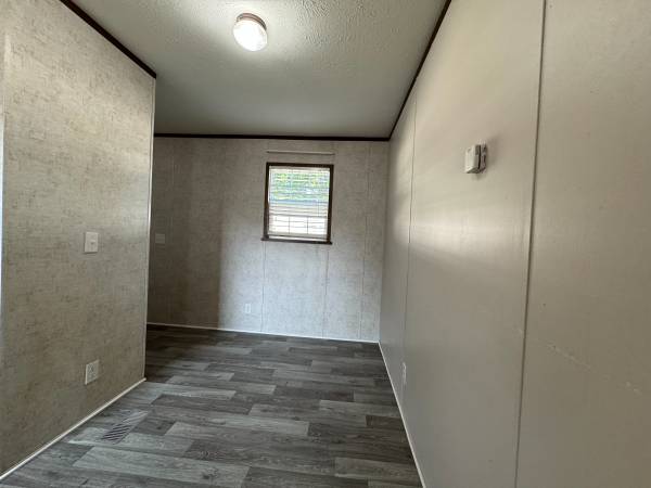 $1,099 / 3br - 1056ft2 - Brookside Manor-Apply Today! (Goshen)63935708064386124