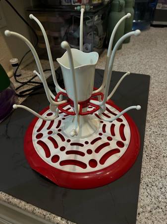 Baby bottle drying rack 1
