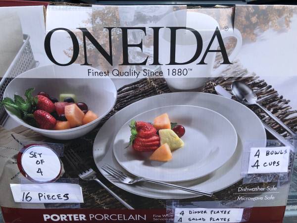 Oneida dish set 1