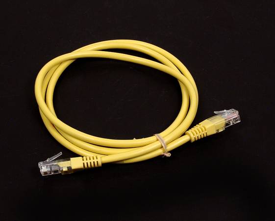 4 Ft CAT 5E RJ-45 Ethernet Cable - NEW 1