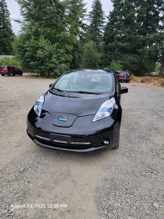 2011 nissan leaf - $1,900 (Federal way)63477254506369121